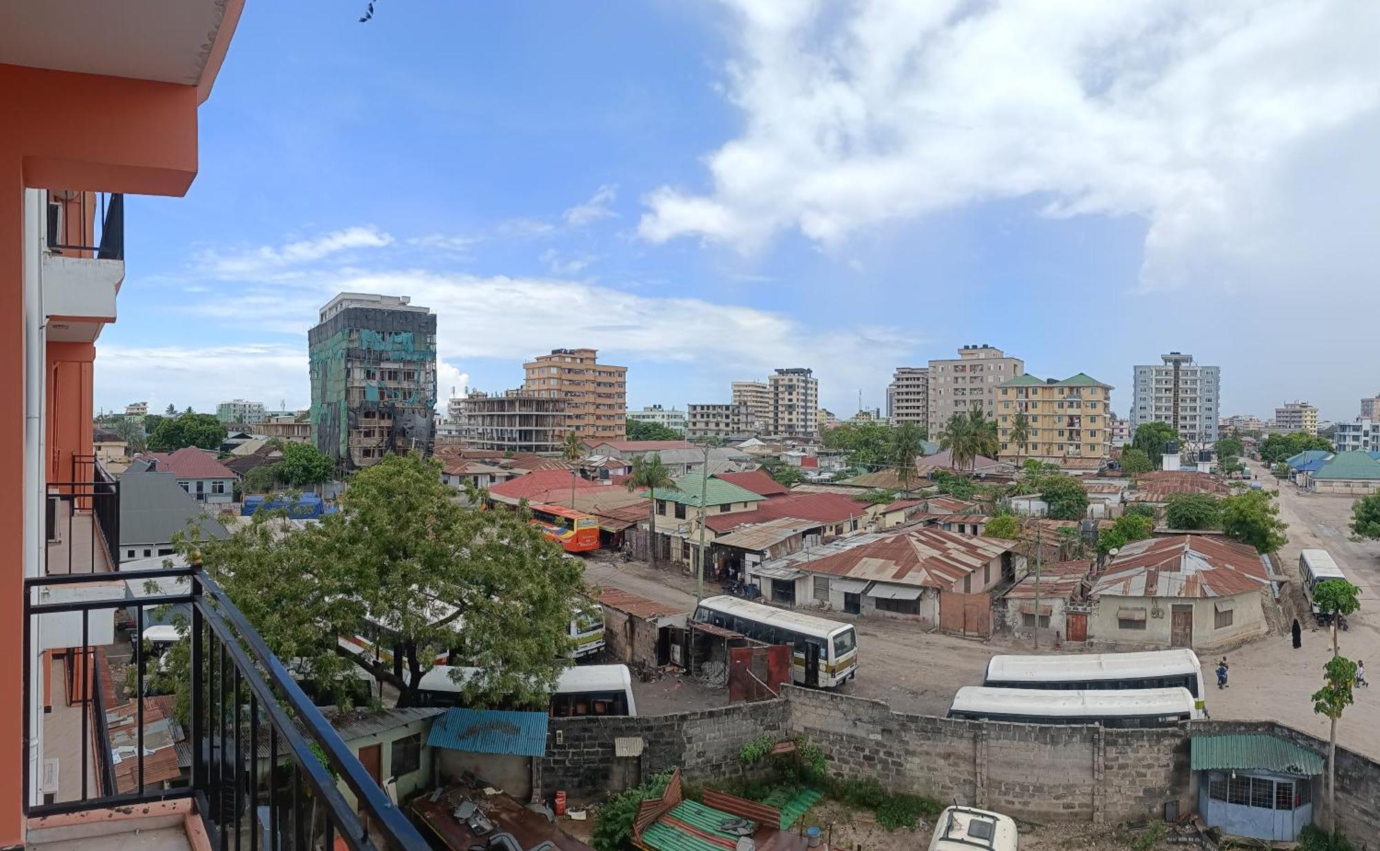 Apolonia Hotel Dar es Salaam Exteriör bild